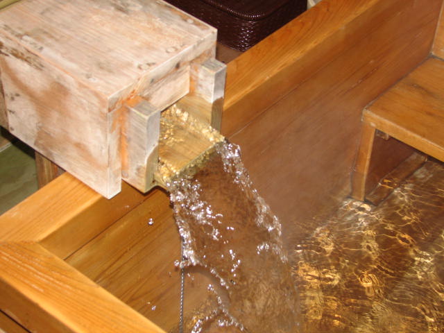 ���򤬽Ф�Ф�